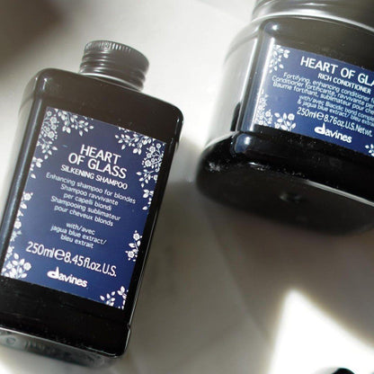 Davines Heart of Glass Silkening Shampoo: Enhancing Blue Shampoo for Blonde Hair 250ml